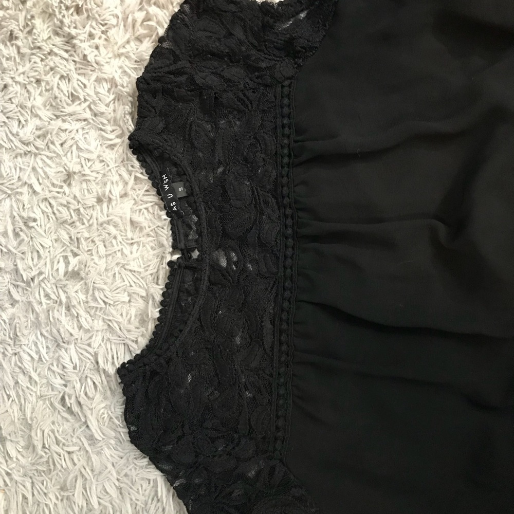 Black lacy dress